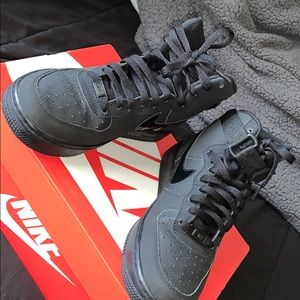 Black high top Air Force 1